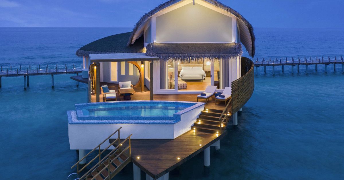 Visit Maldives Experiences > Luxury Spots in Maldives