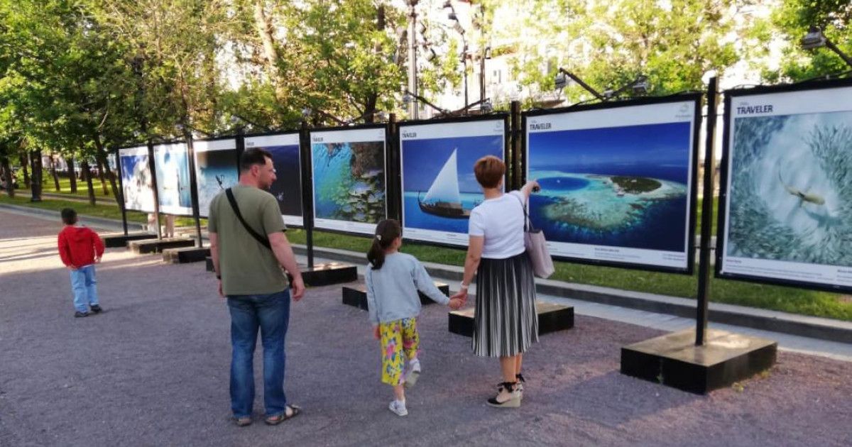 Visit Maldives and National Geographic Traveller hosts a photo exhibition o...