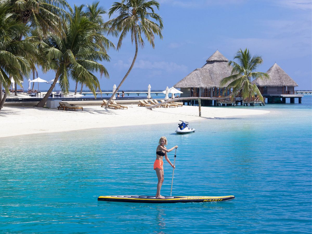 https://visitmaldives.s3.amazonaws.com/KyYjkMqP/c/89tuqntq-large.jpg