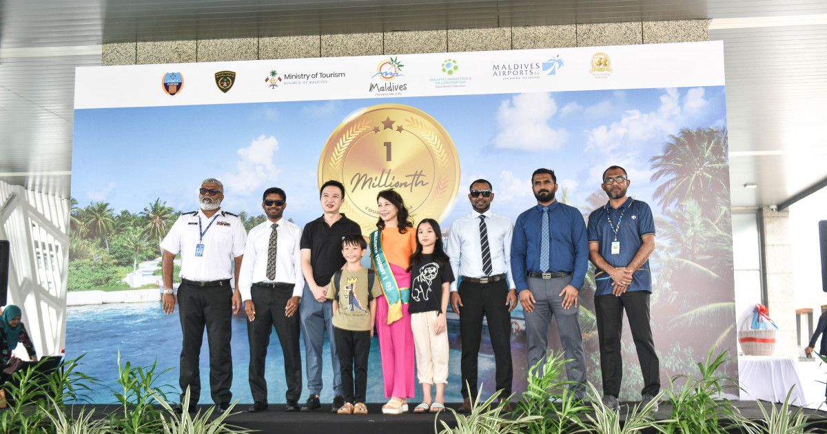 Maldives Welcomes Sutapa Amornvivat, the One Millionth Tourist of 2024